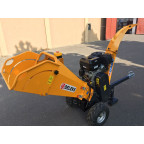 Štiepkovač DELEKS DK800 B&S do 10 cm s 15 HP 4-takt benzínovým motorom s el. štartom