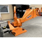 Štiepkovač pre traktor DELEKS DK-1500 s HYDRAULICKÝM POSUNOM do 10 cm