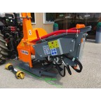 Štiepkovač pre traktor DELEKS DK-1800-IDR s HYDRAULICKÝM POSUNOM do 13 cm