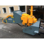 Štiepkovač pre traktor DELEKS DK-2000 s HYDRAULICKÝM POSUNOM